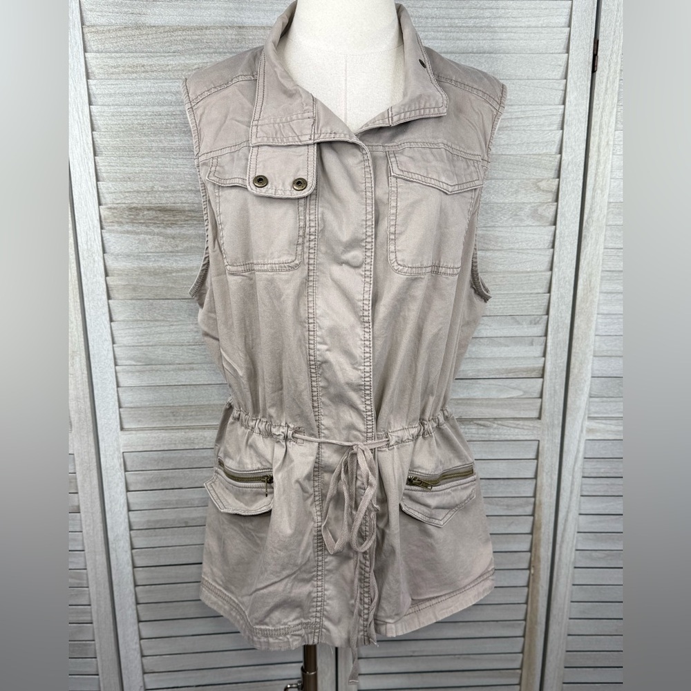 INTRO. Women's Stretch Utility/Hiking Vest Khaki Tan-1X